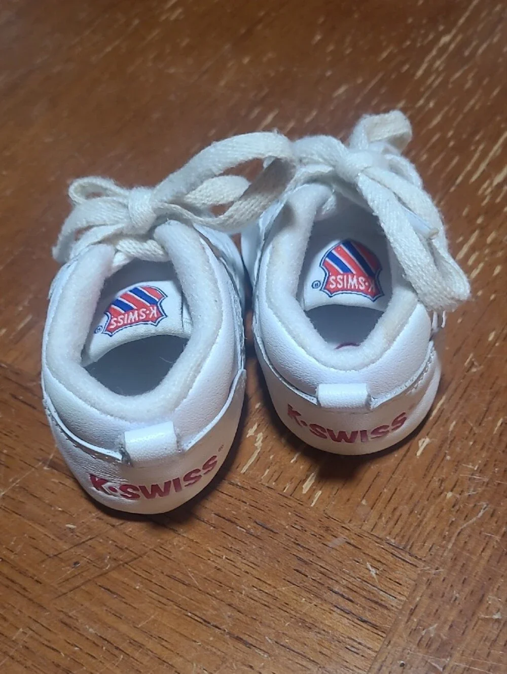 K-Swiss Baby Crib Shoe White Lace-Up Casual Sneakers Size 0